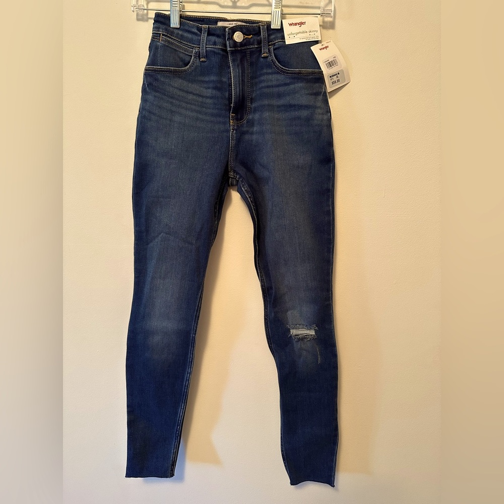 Wrangler High Rise Unforgettable Skinny Jeans